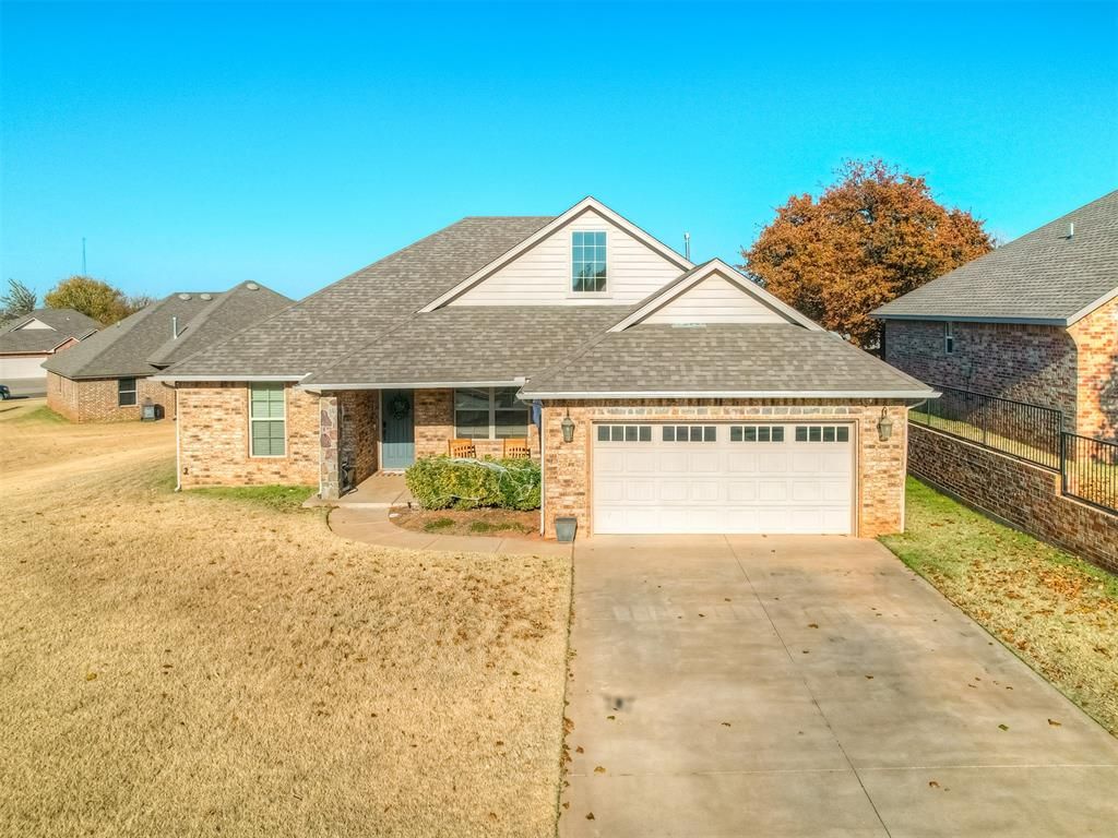 1858 N Main Street, Blanchard, OK 73010