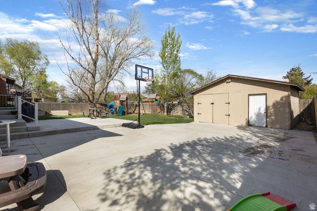 8961 S GALILEE WAY, West Jordan, UT 84088