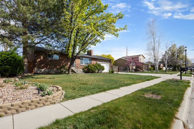 8961 S GALILEE WAY, West Jordan, UT 84088