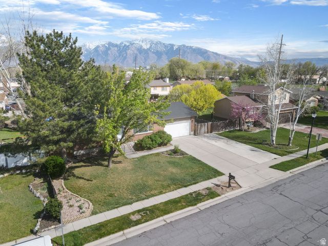 8961 S GALILEE WAY, West Jordan, UT 84088