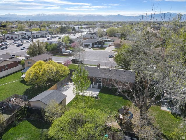 8961 S GALILEE WAY, West Jordan, UT 84088