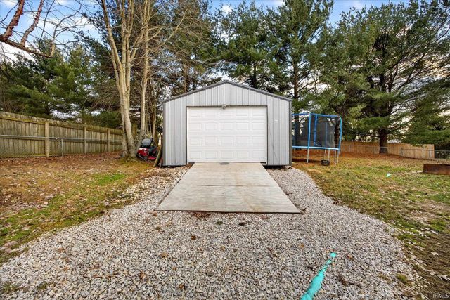 537 S Birch Street, Ellettsville, IN 47429