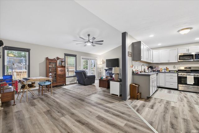 537 S Birch Street, Ellettsville, IN 47429