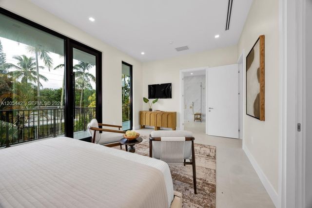 5765 SW 47th St, Miami, FL 33155
