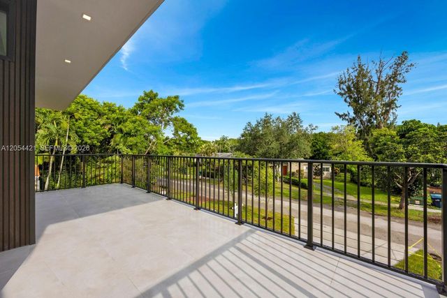 5765 SW 47th St, Miami, FL 33155