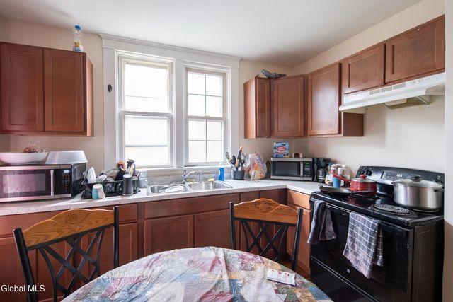 10 Putnam Street, Albany, NY 12202