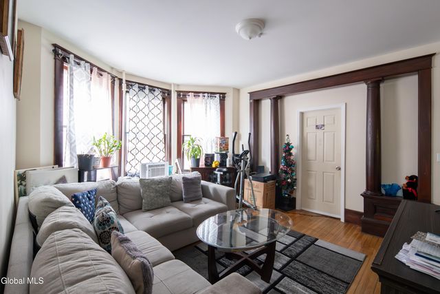 10 Putnam Street, Albany, NY 12202