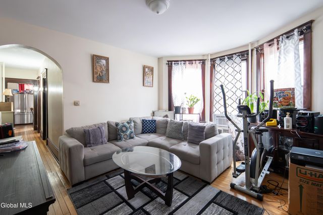 10 Putnam Street, Albany, NY 12202