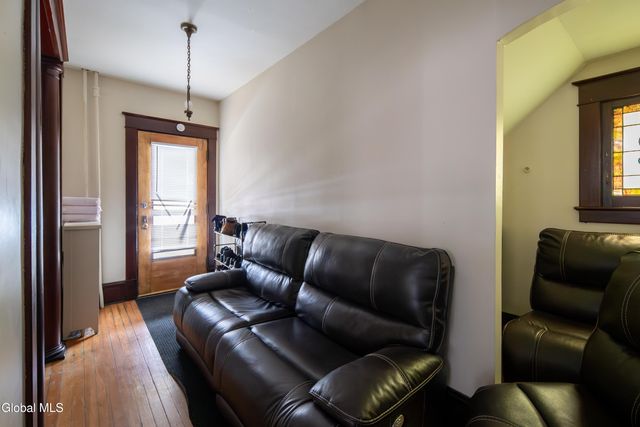 10 Putnam Street, Albany, NY 12202