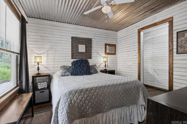 256 Southridge Rd, Malvern, AR 72104