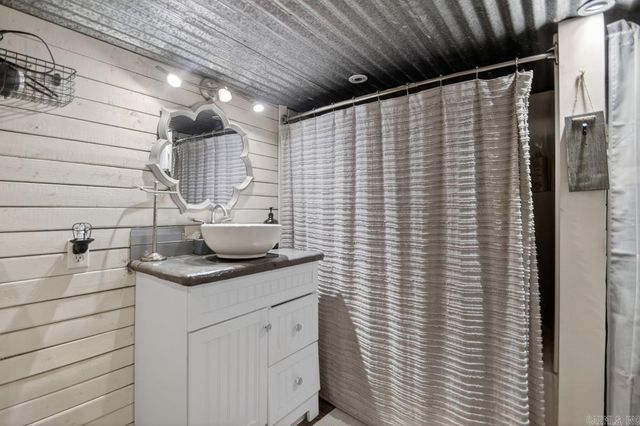 256 Southridge Rd, Malvern, AR 72104