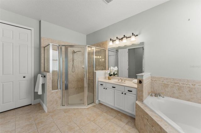 3790 EAGLE ISLE CIRCLE, Kissimmee, FL 34746