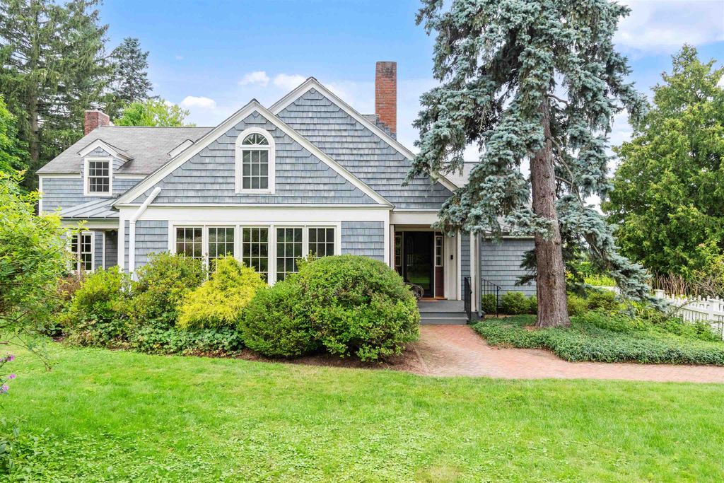 1 Juniper Terrace, Burlington, VT 05401