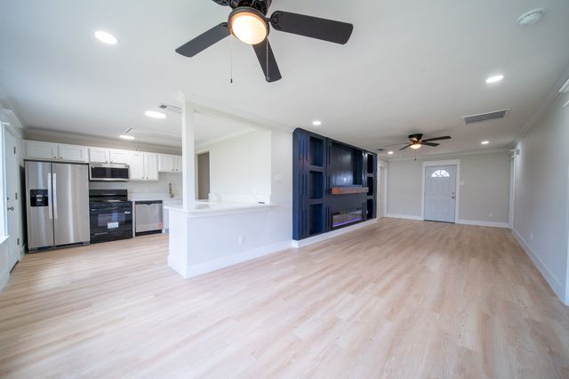 6119 Elam Road, Dallas, TX 75217