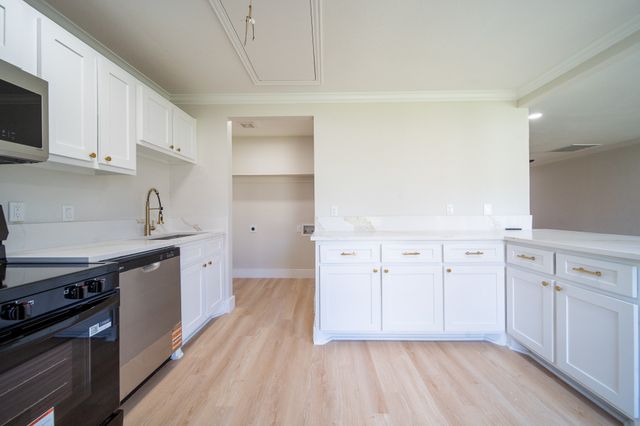 6119 Elam Road, Dallas, TX 75217