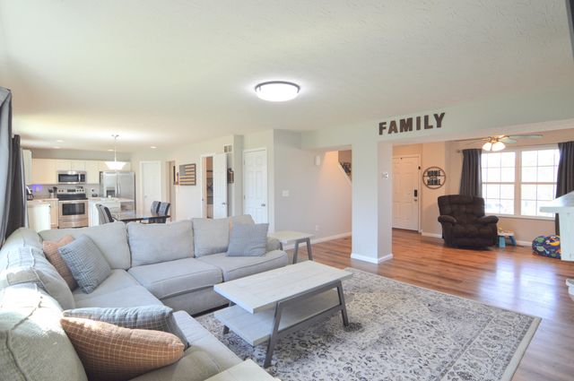 10444 Canberra Drive, Independence, KY 41051