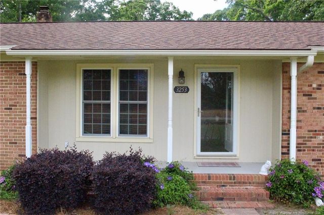 3253 Meadow Road, Lumberton, NC 28358