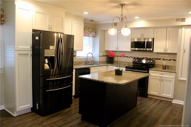 3253 Meadow Road, Lumberton, NC 28358