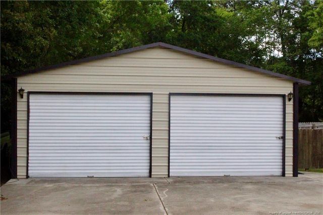 3253 Meadow Road, Lumberton, NC 28358