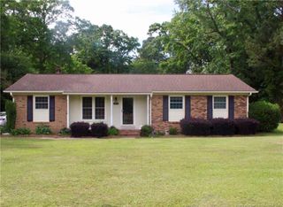 3253 Meadow Road, Lumberton, NC 28358