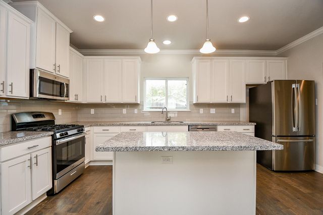 4823 Hardy Street, Houston, TX 77009