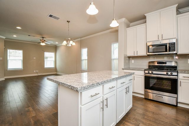 4823 Hardy Street, Houston, TX 77009