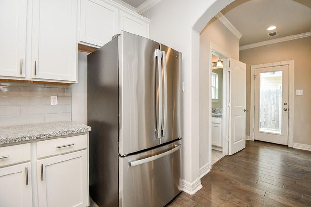4823 Hardy Street, Houston, TX 77009