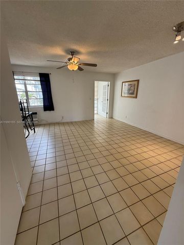 1333 E Hallandale Beach Boulevard 223, Hallandale Beach, FL 33009