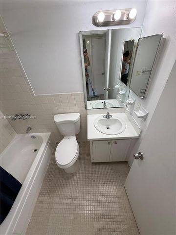 1333 E Hallandale Beach Boulevard 223, Hallandale Beach, FL 33009