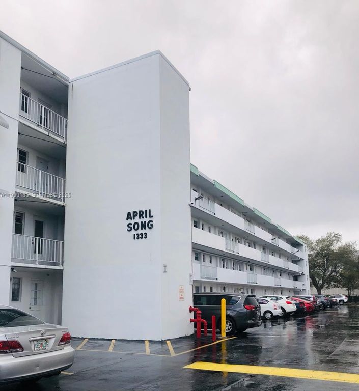 1333 E Hallandale Beach Boulevard 223, Hallandale Beach, FL 33009
