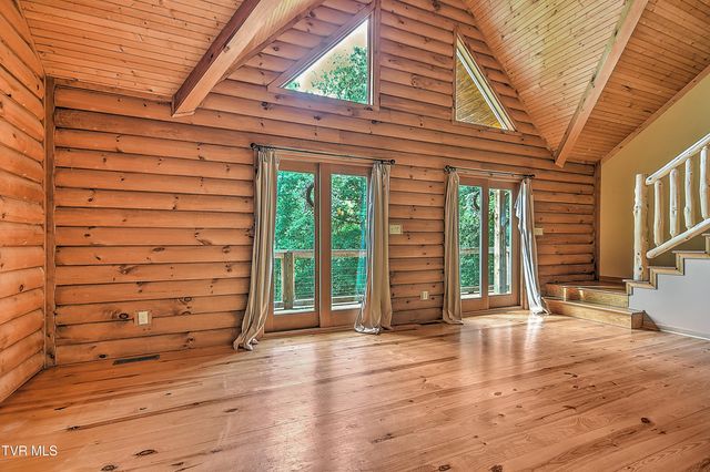 9245 Mendota Road, Mendota, VA 24270