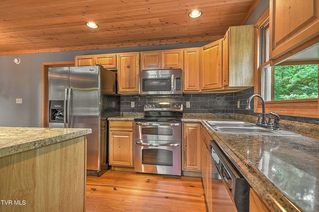 9245 Mendota Road, Mendota, VA 24270