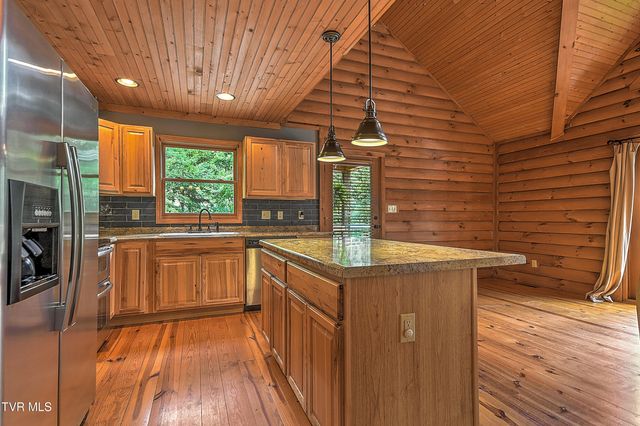 9245 Mendota Road, Mendota, VA 24270