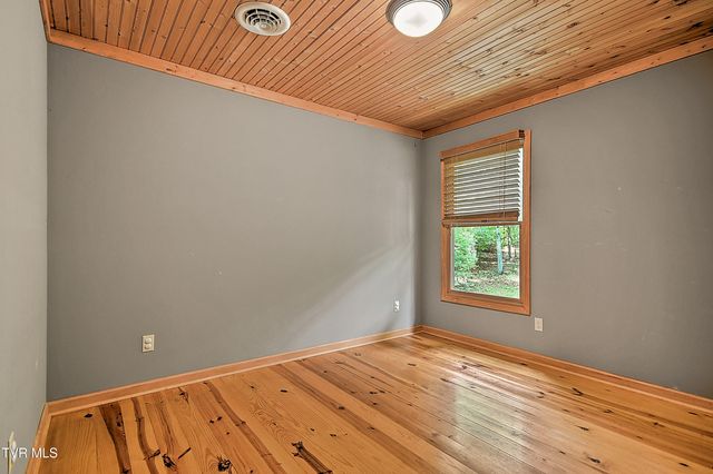 9245 Mendota Road, Mendota, VA 24270