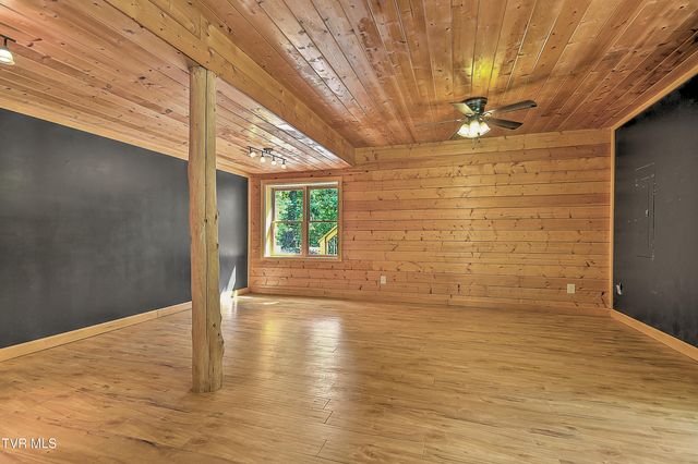 9245 Mendota Road, Mendota, VA 24270
