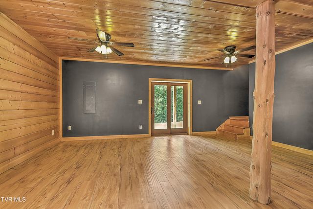 9245 Mendota Road, Mendota, VA 24270