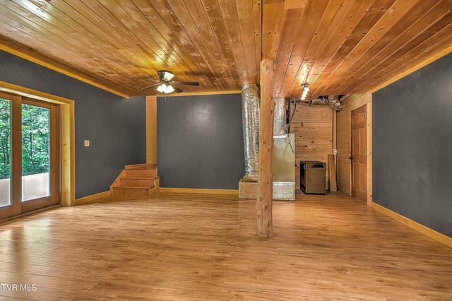 9245 Mendota Road, Mendota, VA 24270