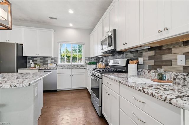 137 Beacon RN, Suffolk, VA 23435