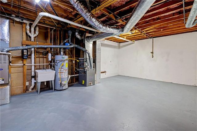 410 Camelot Drive, Fayetteville, GA 30214