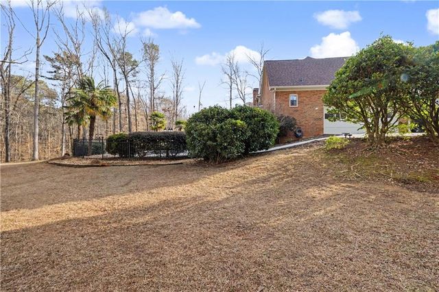 410 Camelot Drive, Fayetteville, GA 30214