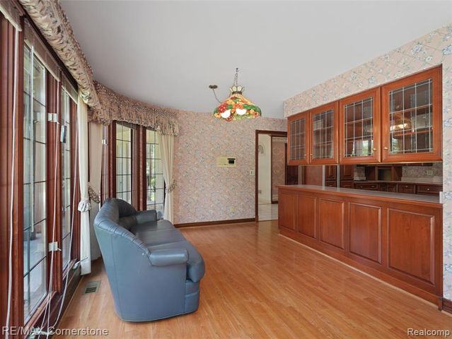 13780 Eaton Drive, Plymouth, MI 48170