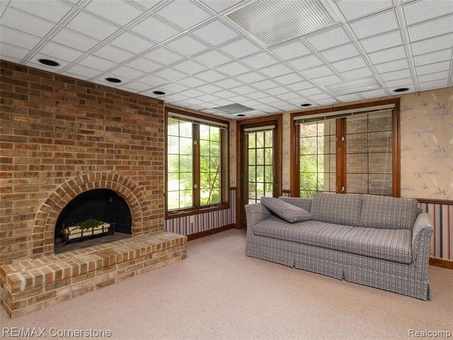 13780 Eaton Drive, Plymouth, MI 48170