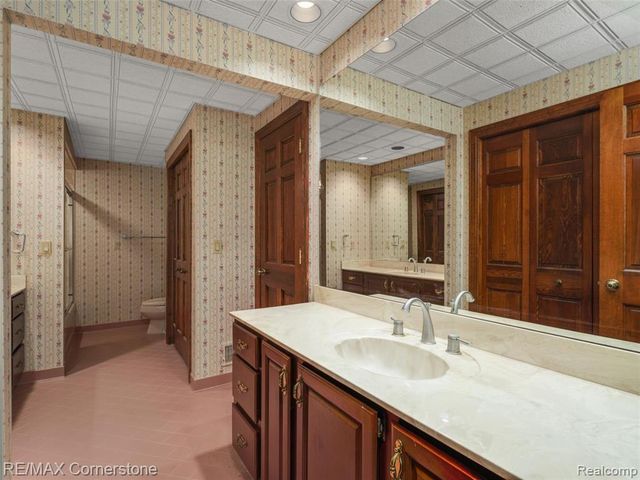 13780 Eaton Drive, Plymouth, MI 48170