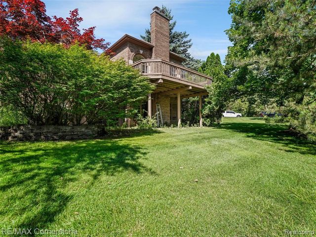 13780 Eaton Drive, Plymouth, MI 48170