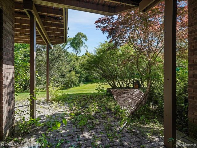 13780 Eaton Drive, Plymouth, MI 48170