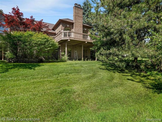 13780 Eaton Drive, Plymouth, MI 48170