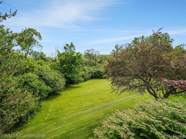 13780 Eaton Drive, Plymouth, MI 48170