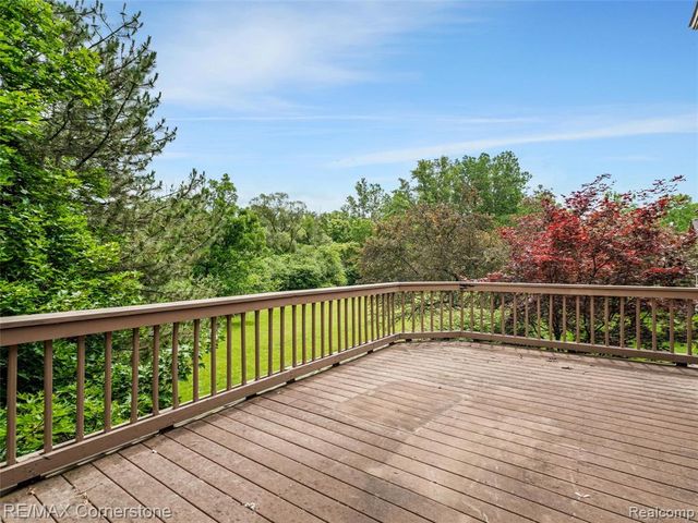 13780 Eaton Drive, Plymouth, MI 48170