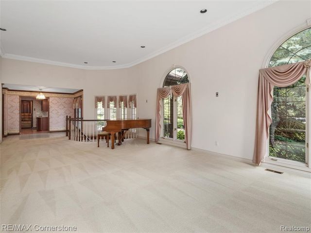 13780 Eaton Drive, Plymouth, MI 48170