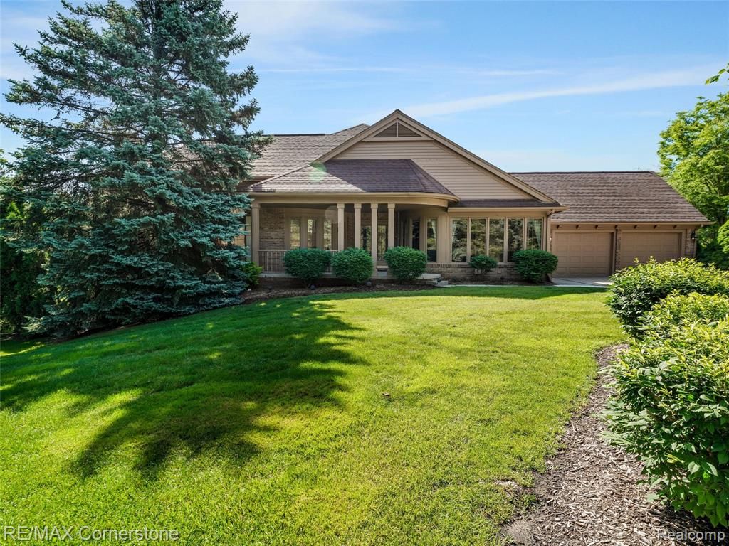 13780 Eaton Drive, Plymouth, MI 48170